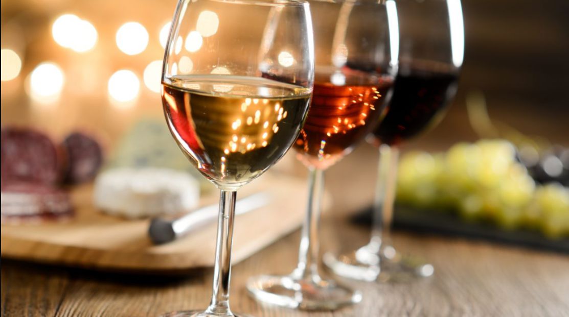 Los mejores vinos del año 2020 según la Asociación Española de Periodistas y Escritores del Vino